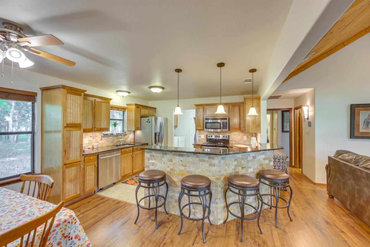 Dog-Friendly Wills Point Home With Grill On 10 Acres 캔턴 외부 사진