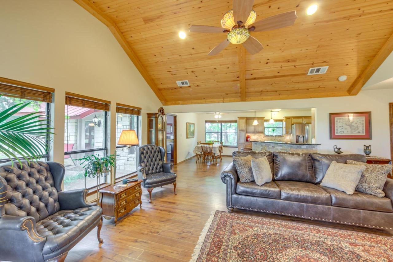 Dog-Friendly Wills Point Home With Grill On 10 Acres 캔턴 외부 사진